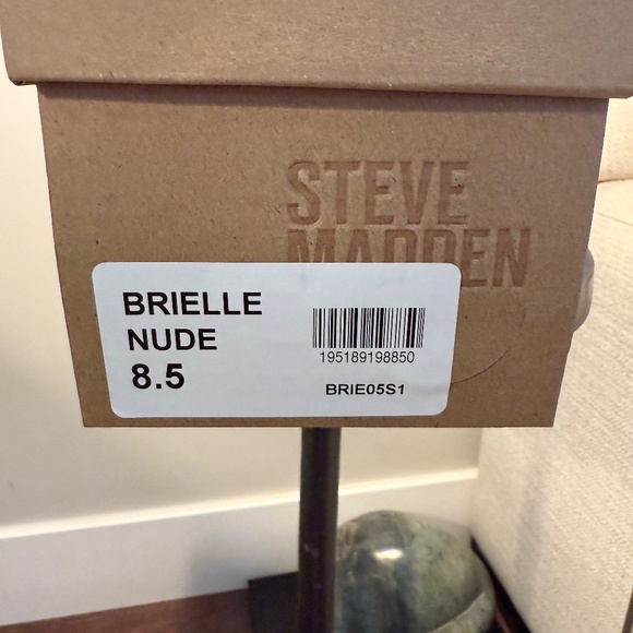 Steve Madden Brionna Jeweled Slide - Size 8.5 - Nude - Picture 4 of 6